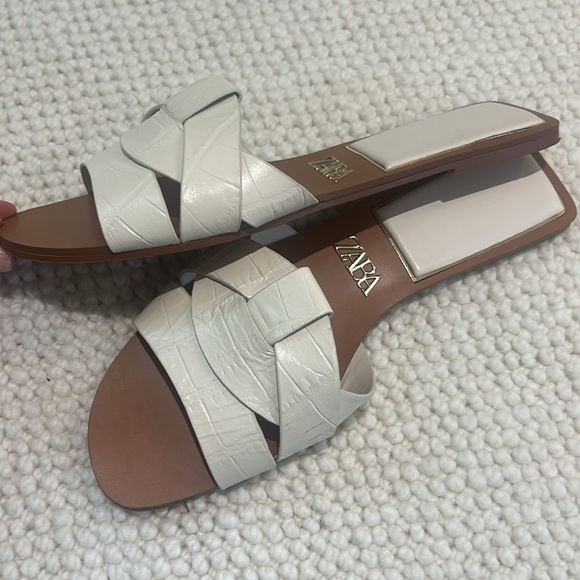 Zara white leather slides sandals size 7.5 women’s - Picture 4 of 4